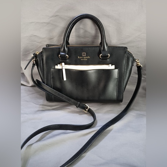 Kate Spade Purse - Picture 1 of 7